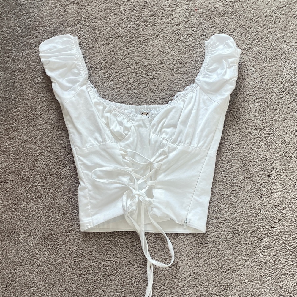 Verge Girl White Lace-Up Crop Top